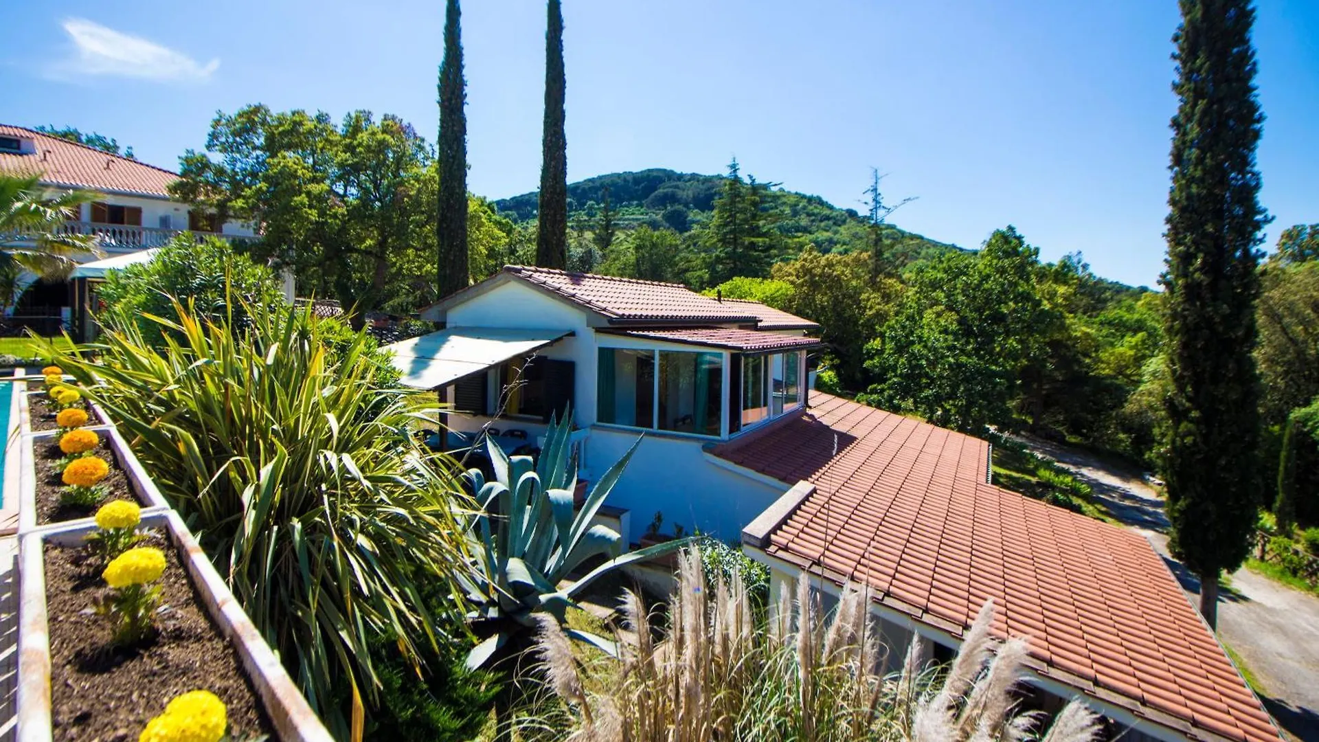 Hébergement de vacances Schoenes Ferienhaus In Capiglia Marittimma Campiglia Marittima Italie